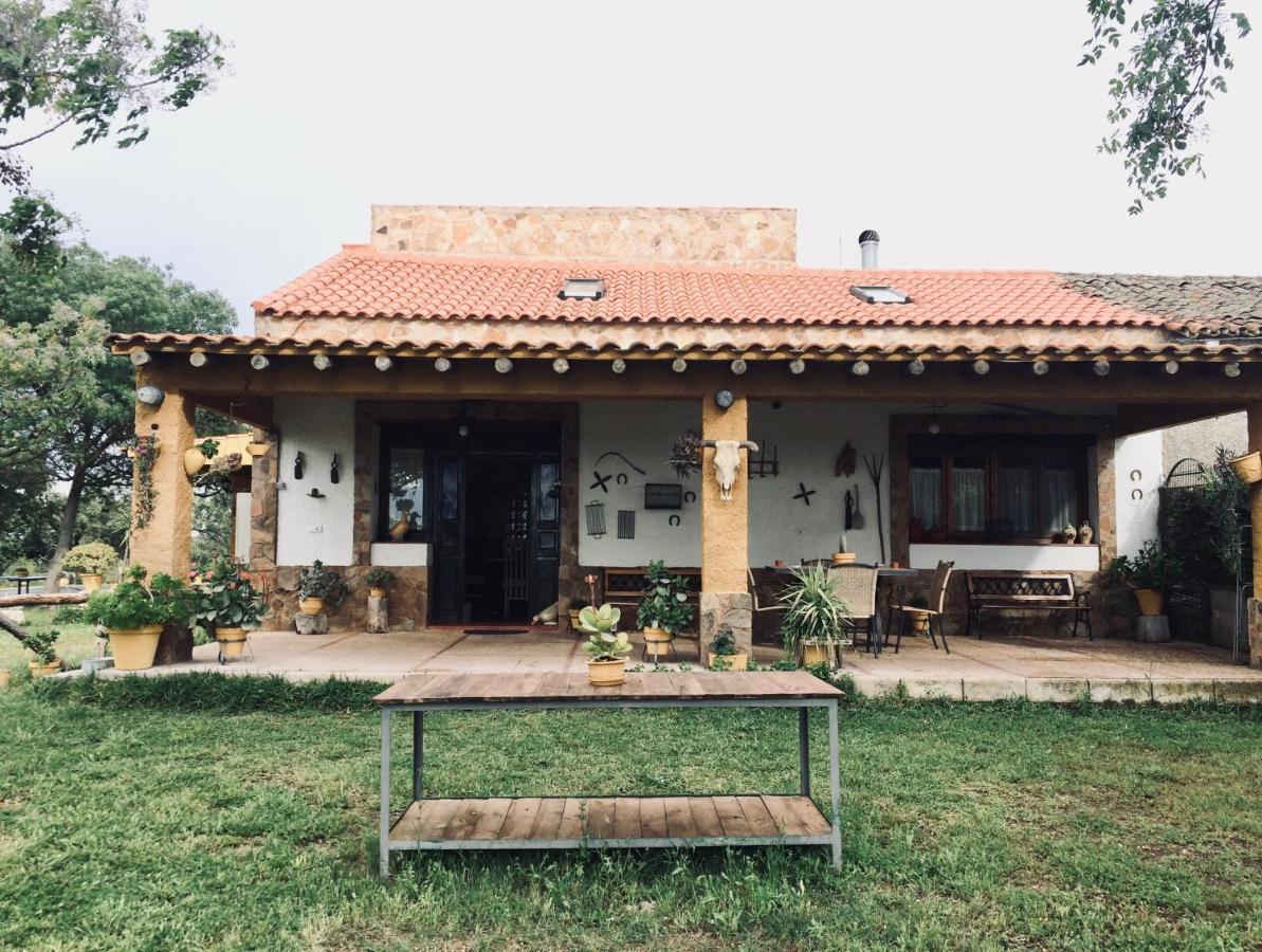 Casa Rural La Coscoja เมรีดา ภายนอก รูปภาพ